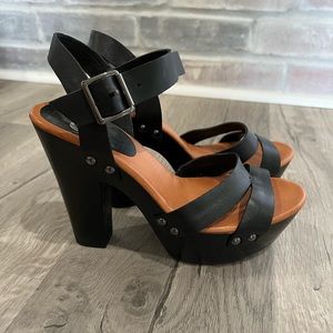 Gianni Bini Black Heels